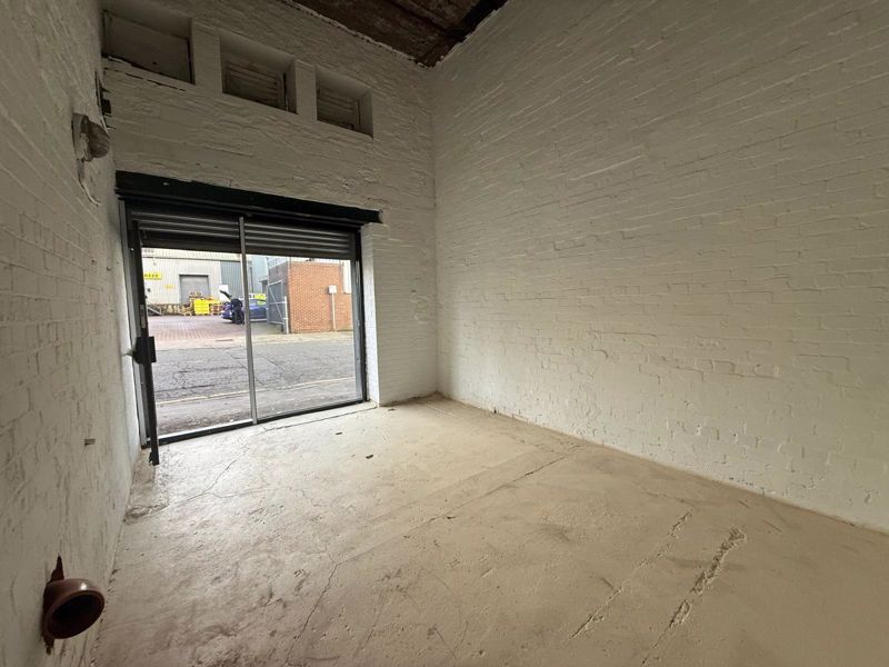 Property photo 3 of 10 Photo 10