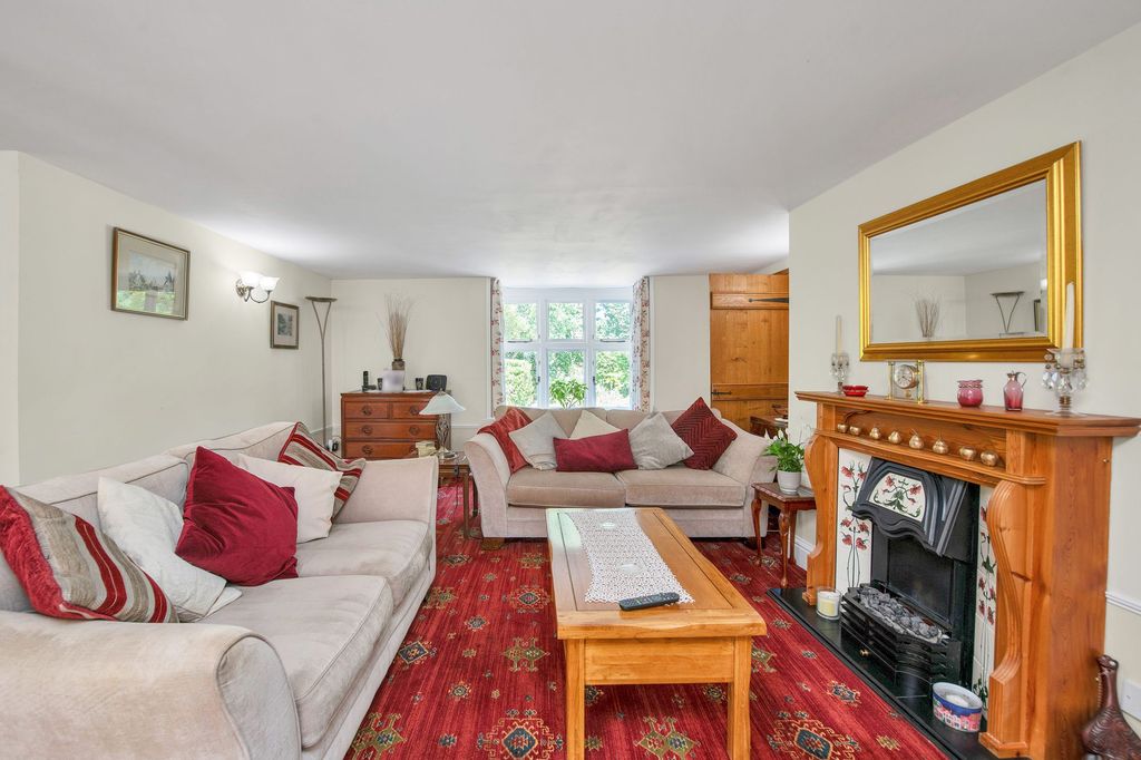 Property photo 3 of 29