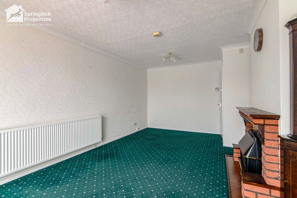 Property photo 3 of 18 Image 2