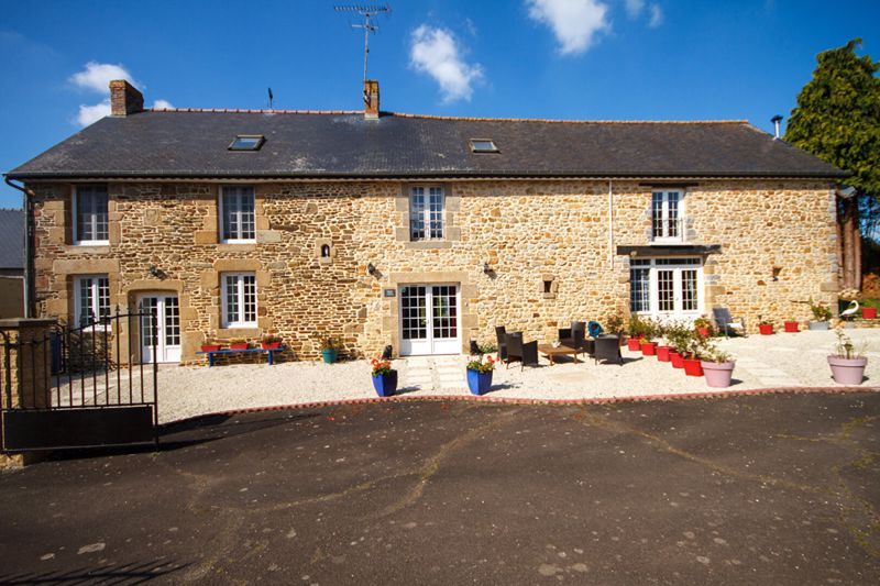 Property photo 1 of 18 Photo 1