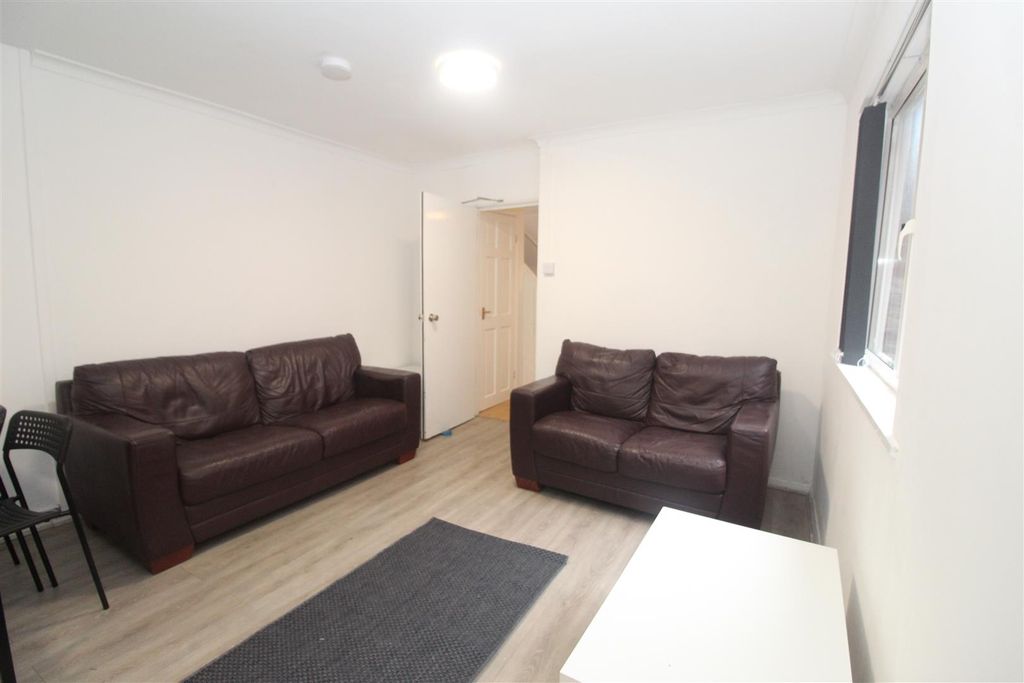 Property photo 1 of 17 Img_0327.Jpg