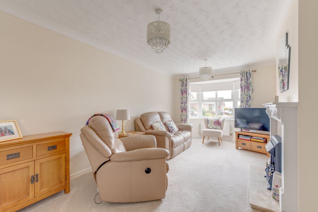 Property photo 2 of 15 Picture No. 22