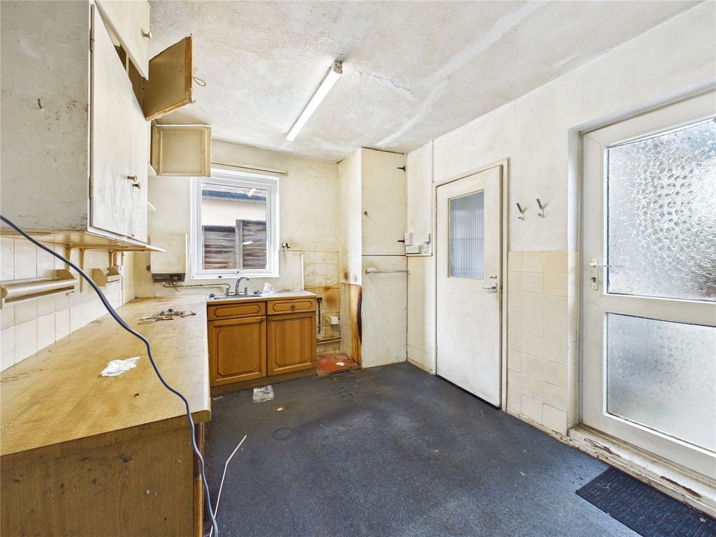 Property photo 3 of 13 Picture 3