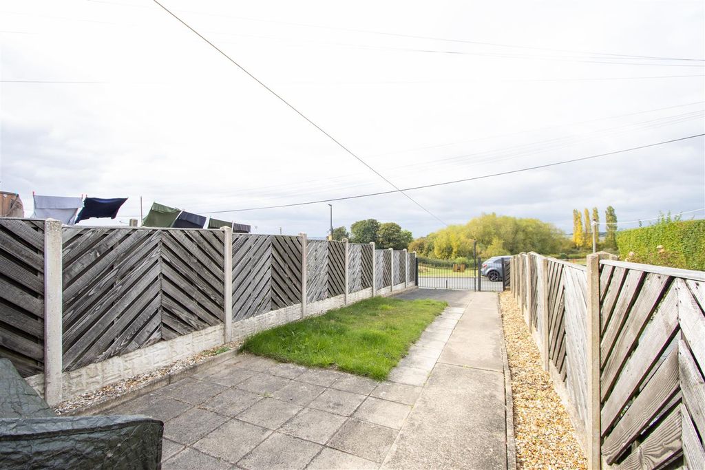 Property photo 3 of 15 Rear Garden