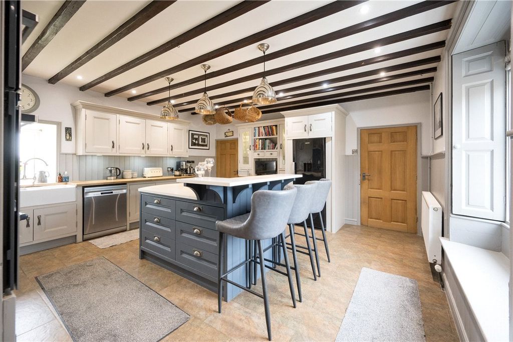 Property photo 3 of 18 Picture No. 09