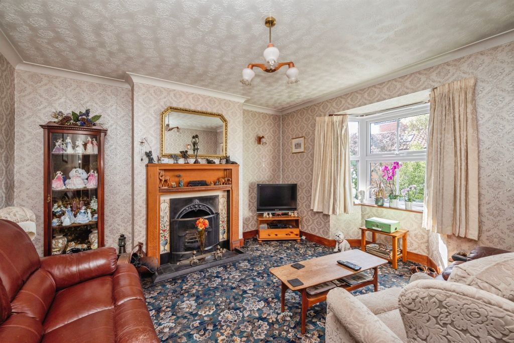 Property photo 2 of 22