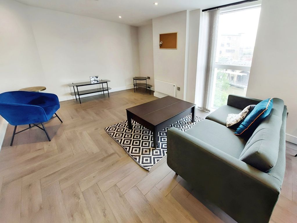 Property photo 2 of 28 Picture No. 45