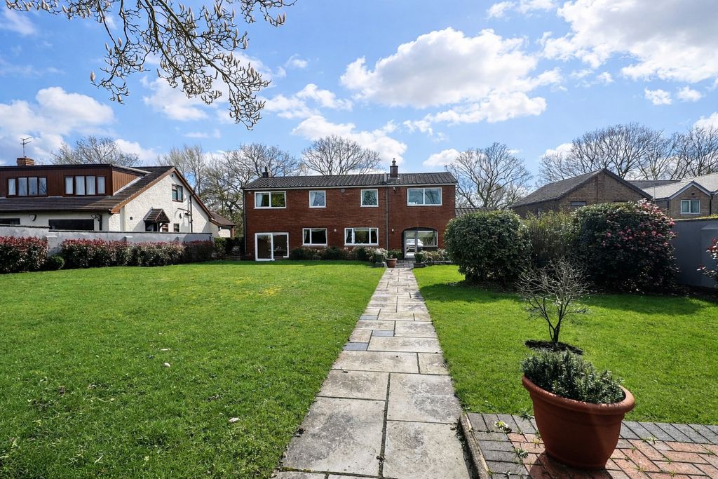 Property photo 1 of 17 Picture No. 18