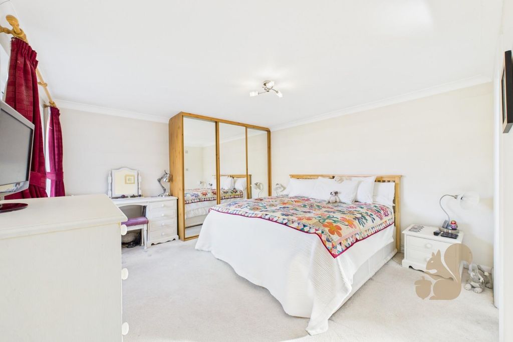 Property photo 3 of 25 Cam04604G0-Pr0062-Still028.Jpg