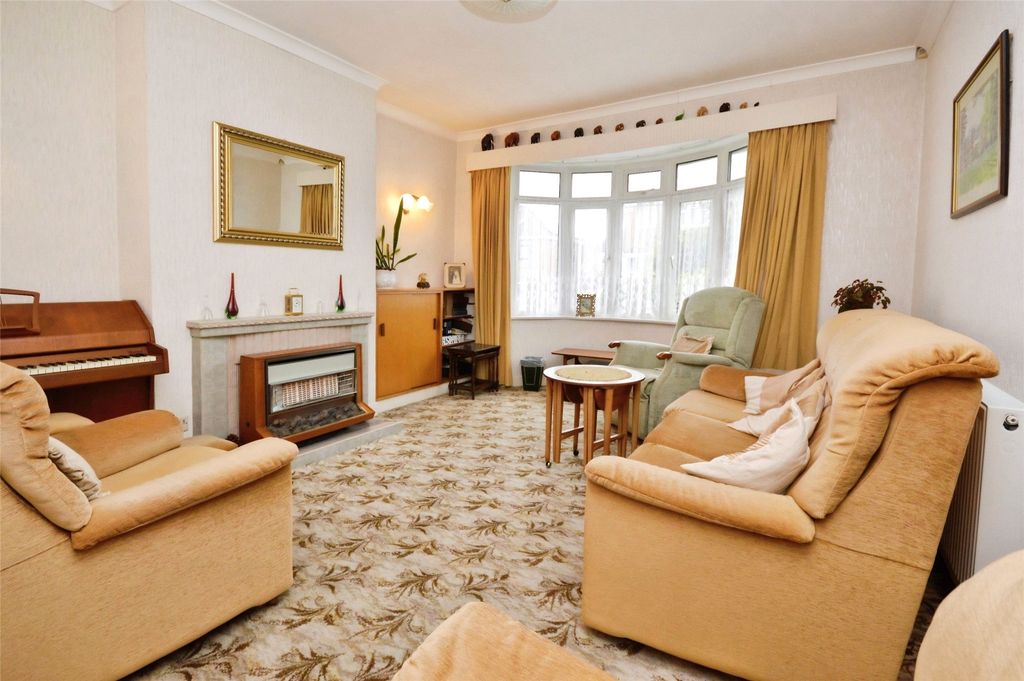 Property photo 2 of 17 Picture No. 08