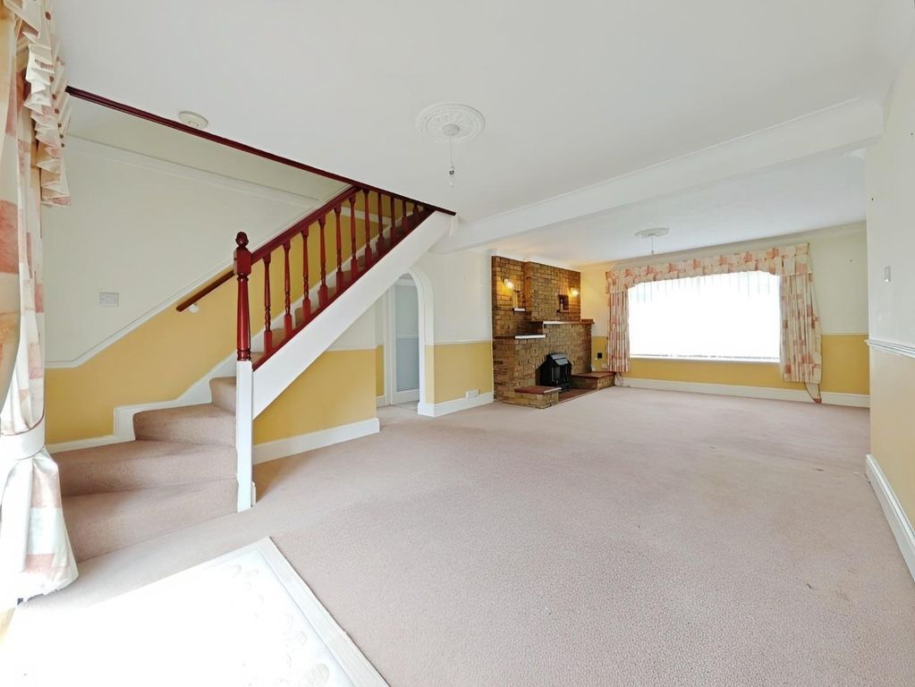 Property photo 3 of 14 96B134Fb-E486Da9E-50F1-45c7-Ace9-4c897Ddb4Cec.Jpg
