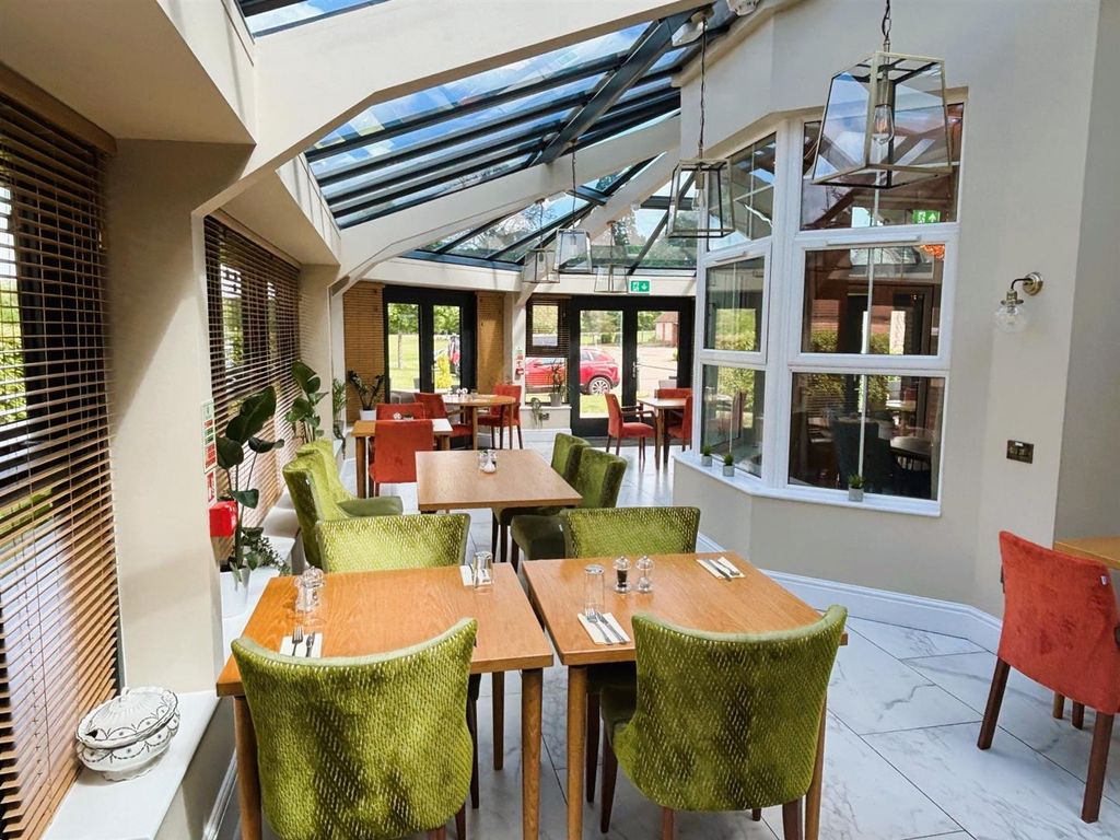Additional image 18 of 3 bed property for saleHook Court, Bramshott Place, Liphook GU30