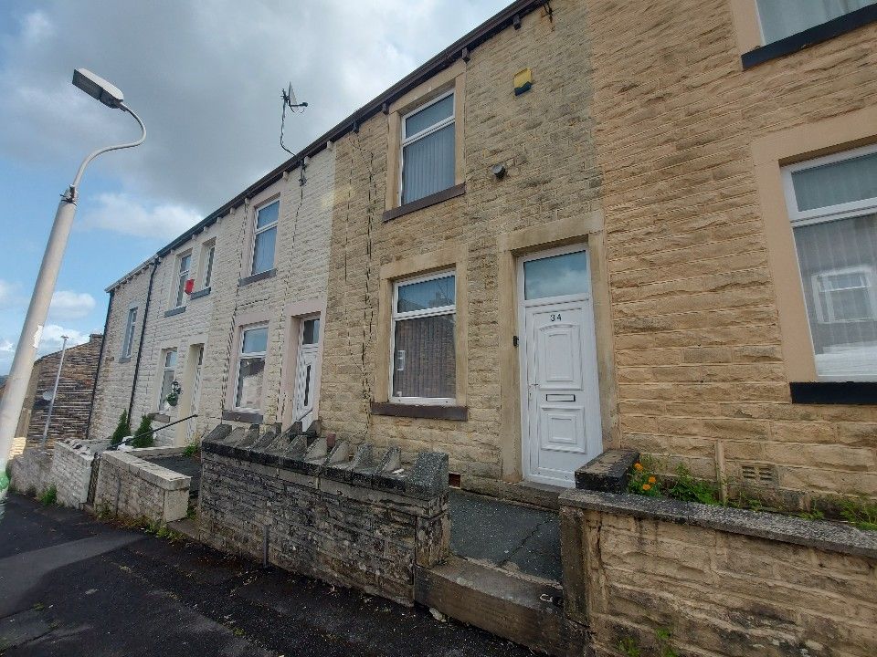 Property photo 2 of 17