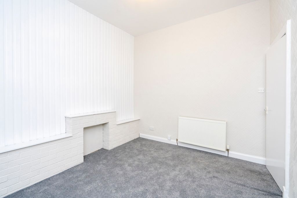 Property photo 3 of 16 Photo 3