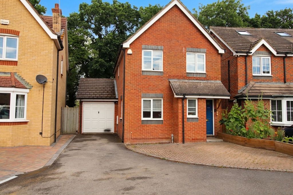Property photo 1 of 21