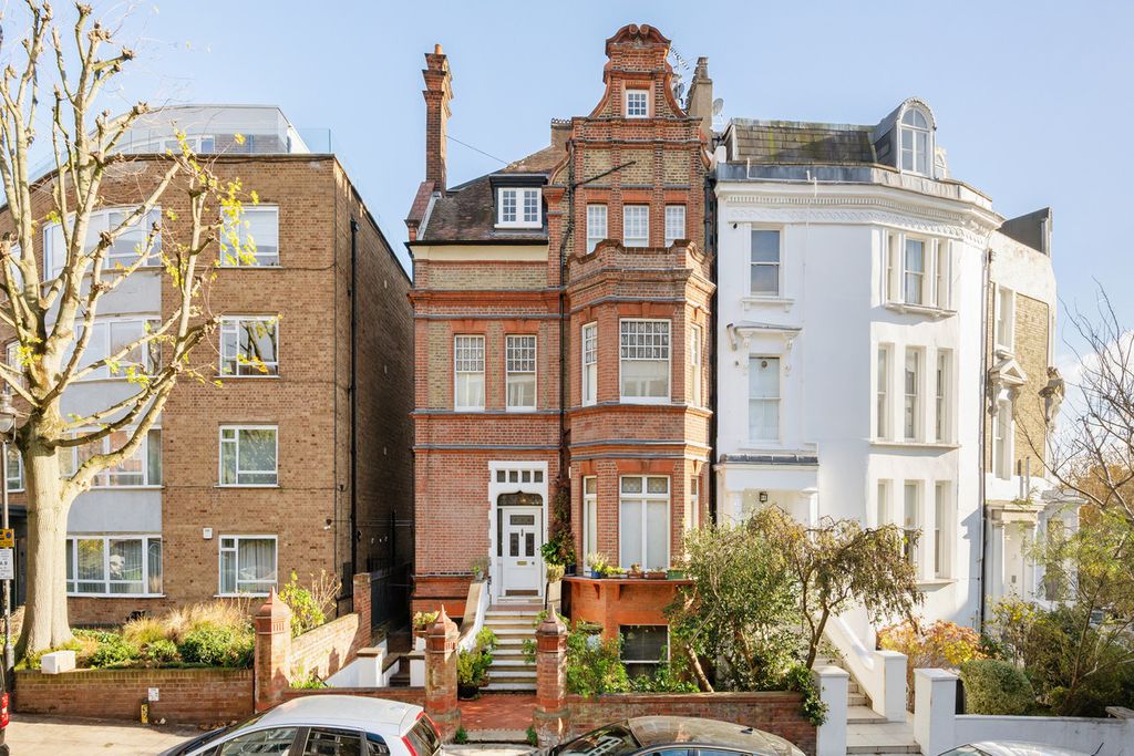 Property photo 2 of 17