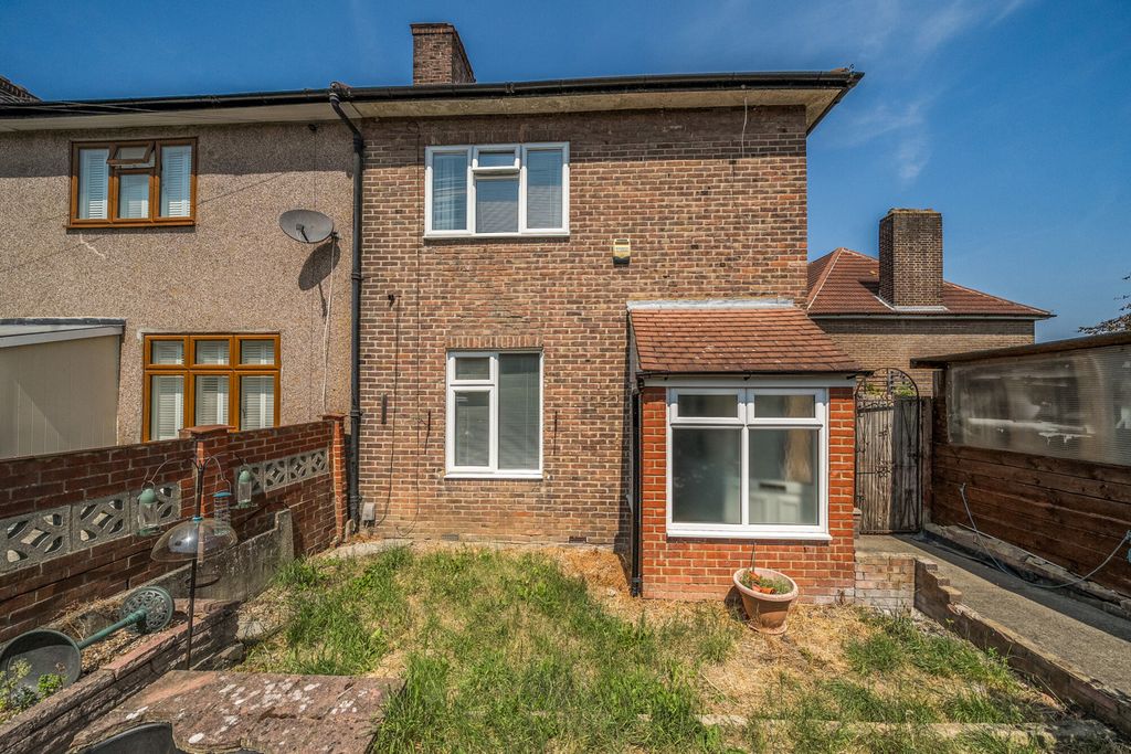 Property photo 1 of 15 1488590-2-6A4F8d9...