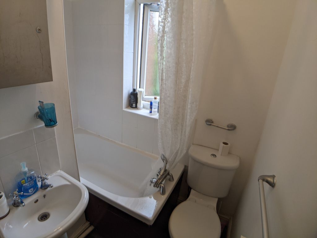 Property photo 3 of 9