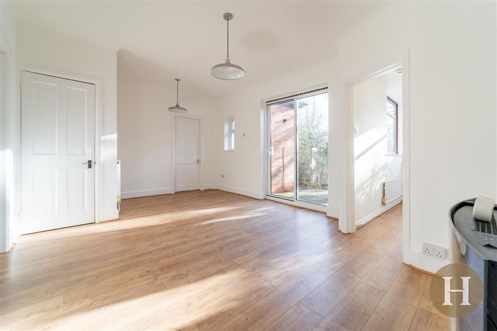 Property photo 2 of 35 Dining Room