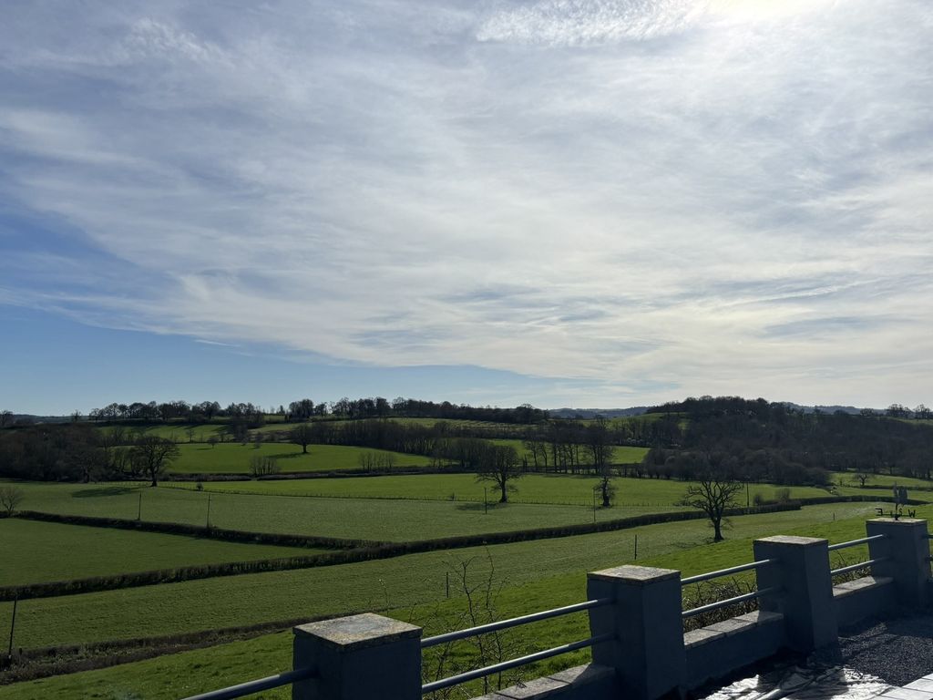 Property photo 2 of 21 Not Specified