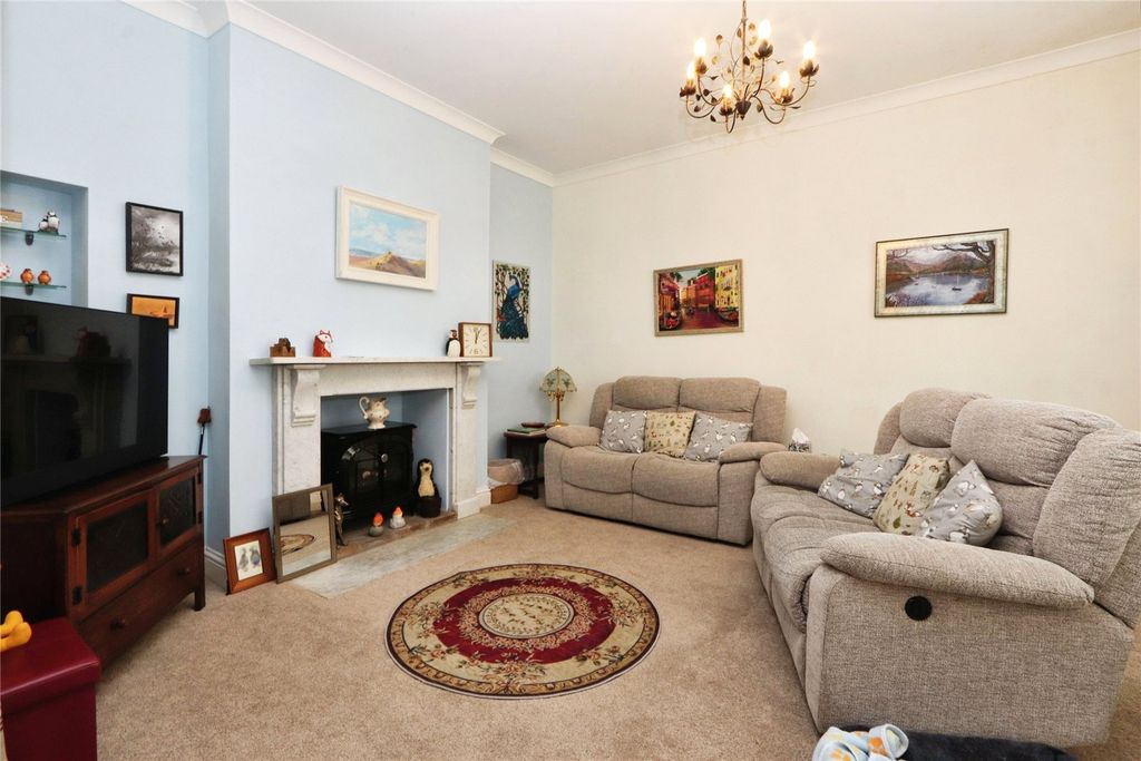 Property photo 3 of 9 Picture No. 04