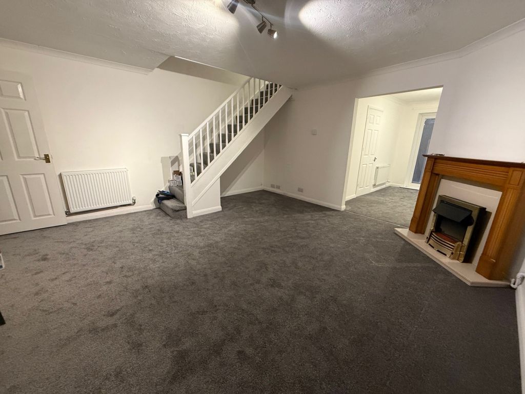 Property photo 2 of 9 Gallery