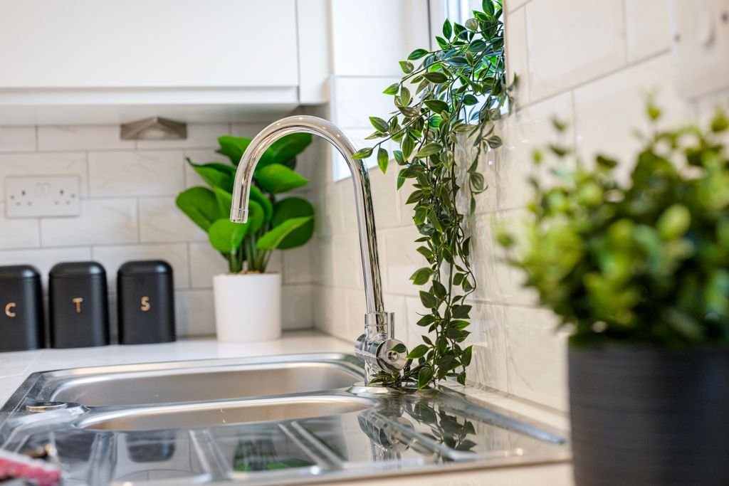 Property photo 3 of 21