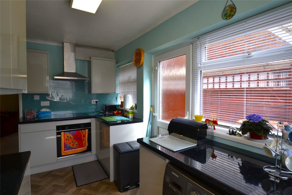 Property photo 2 of 13 Picture No. 04