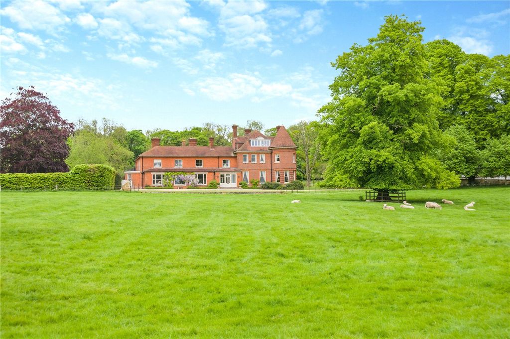 Property photo 2 of 21 Snoddington Manor