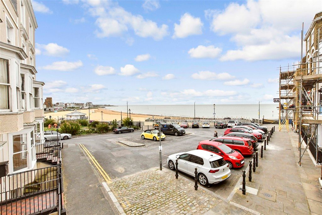 Property photo 2 of 10 Surrounding Area