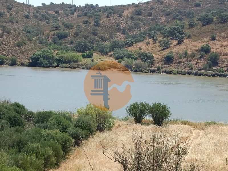 Property photo 1 of 37