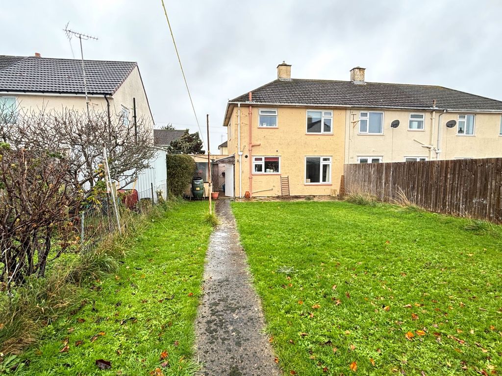 Property photo 2 of 9 Photo 9