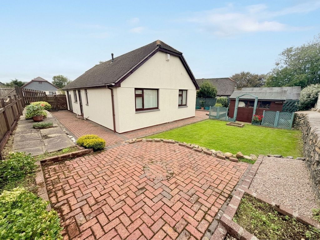 Property photo 3 of 20