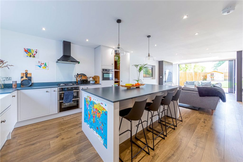 Property photo 2 of 31 Kitchen/Family