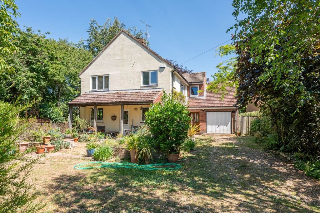 Property photo 1 of 28