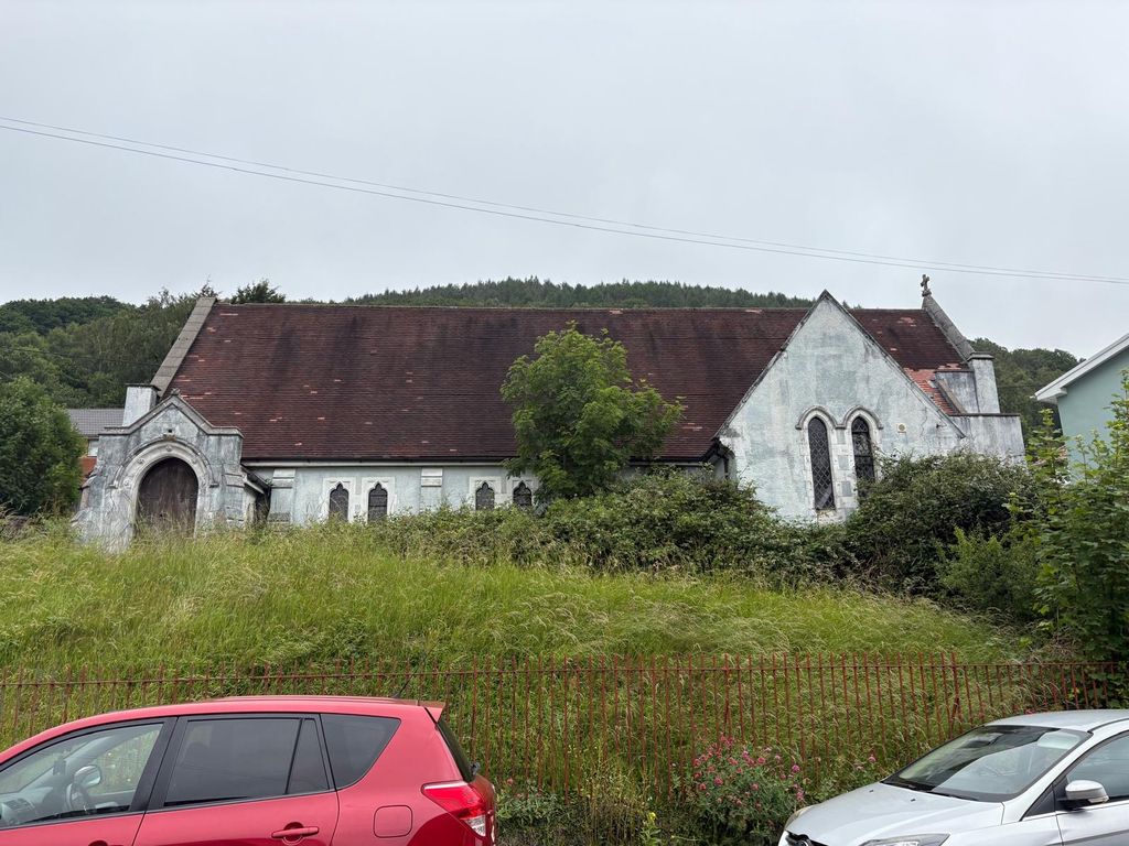 Property photo 1 of 10