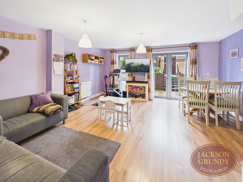 Property photo 2 of 12 Knot Tiers Drive