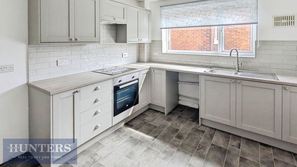 Property photo 2 of 11 Pbox-Img.Jpg