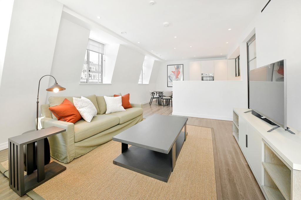 Property photo 2 of 14 Image