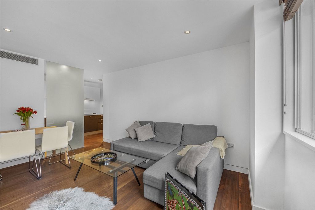 Property photo 2 of 8 Picture No. 08