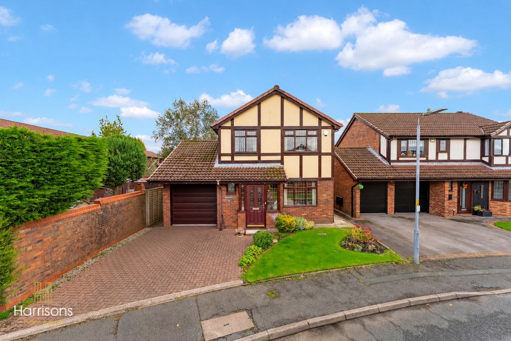 Property photo 1 of 33 5566973
