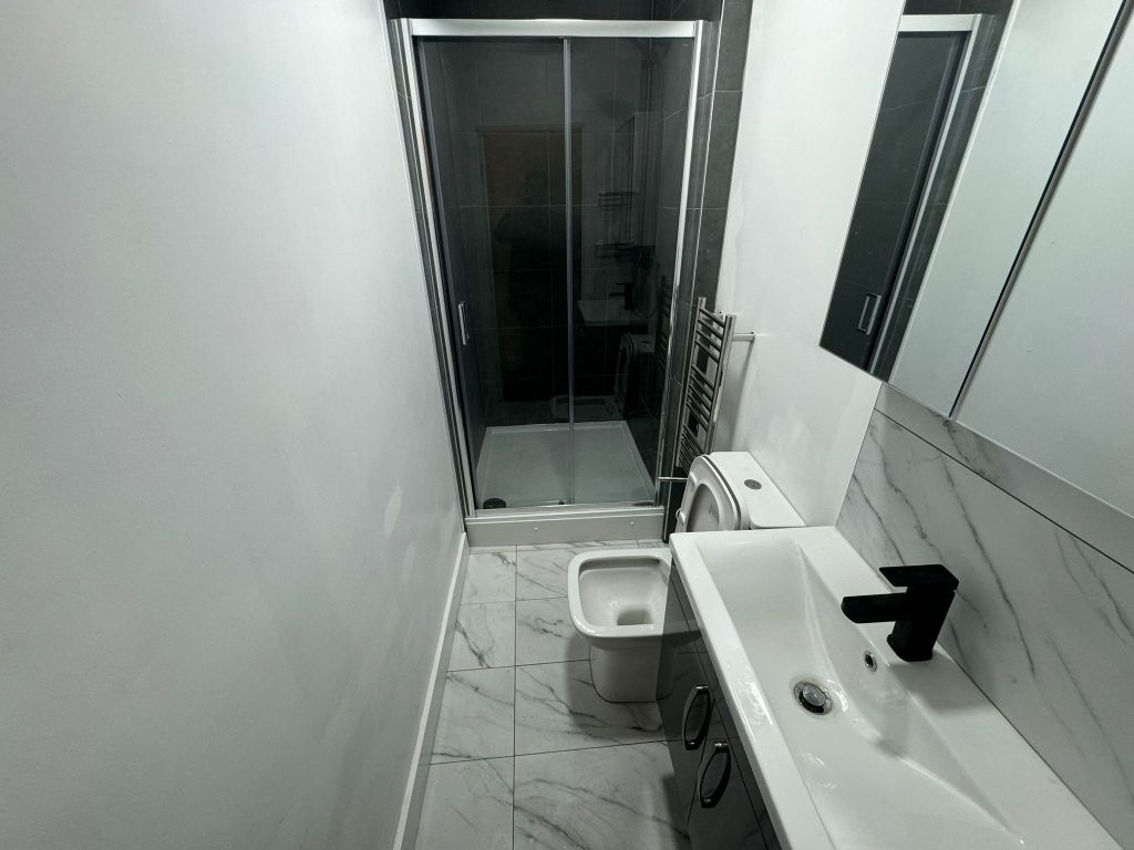 Property photo 3 of 10 Whatsapp Image 2024-11-04 At 10.56.25 Am (1)