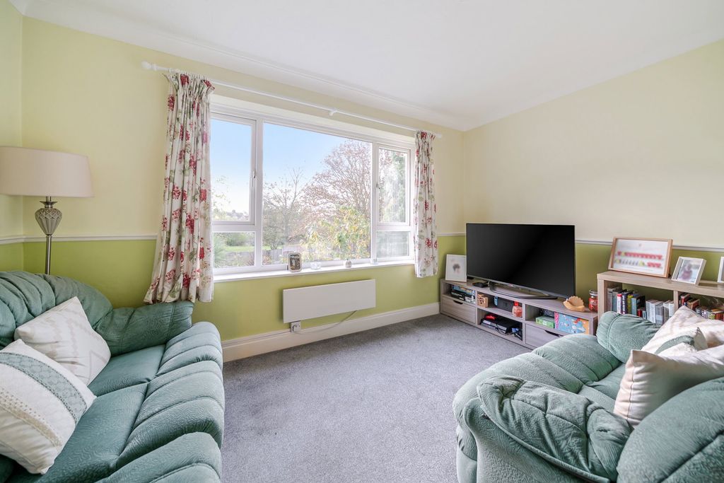 Additional image 8 of 2 bed maisonette for saleWoodford Court, Birchington CT7