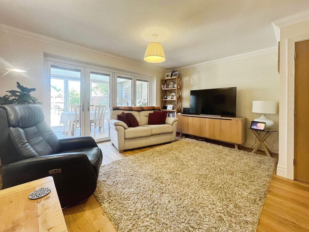 Property photo 3 of 13 Pbox-Img.Jpg