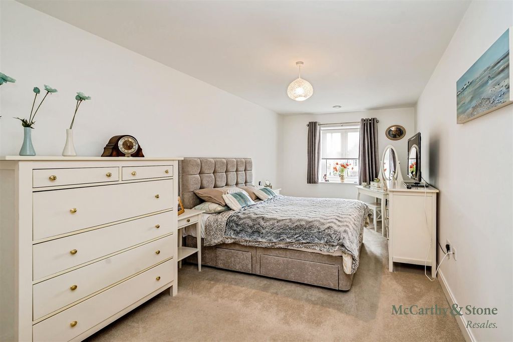 Property photo 1 of 10 16Trinityplace-1.Jpg