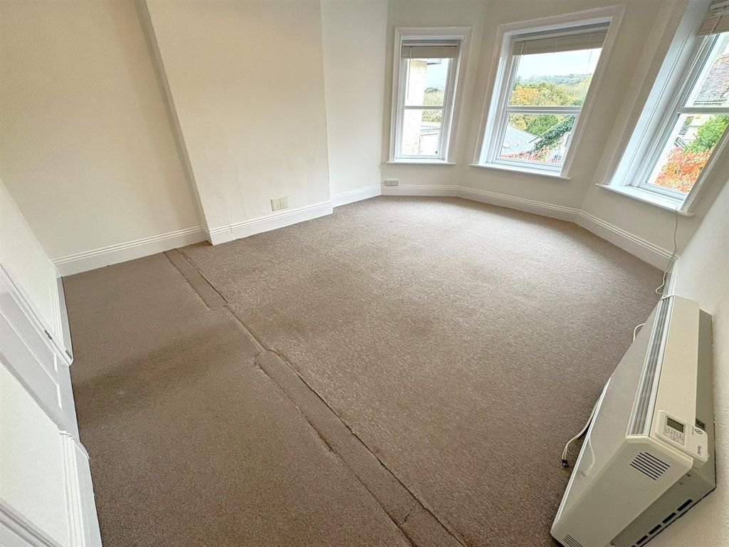 Property photo 3 of 9 Img_1729.Jpeg