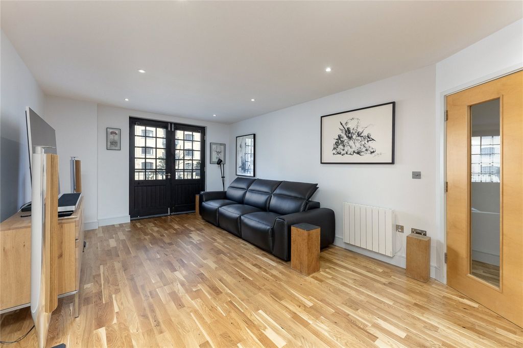 Property photo 1 of 19 Picture No. 34