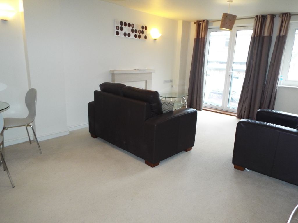 Property photo 3 of 8