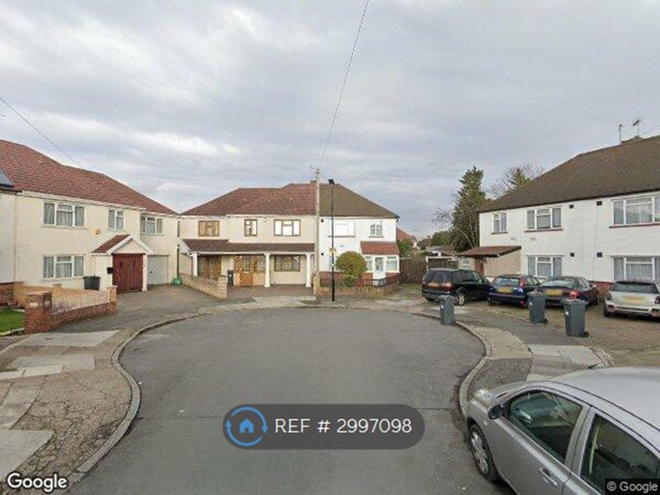 Property photo 1 of 17