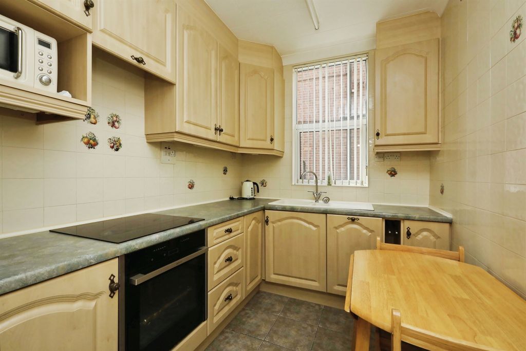 Property photo 3 of 15